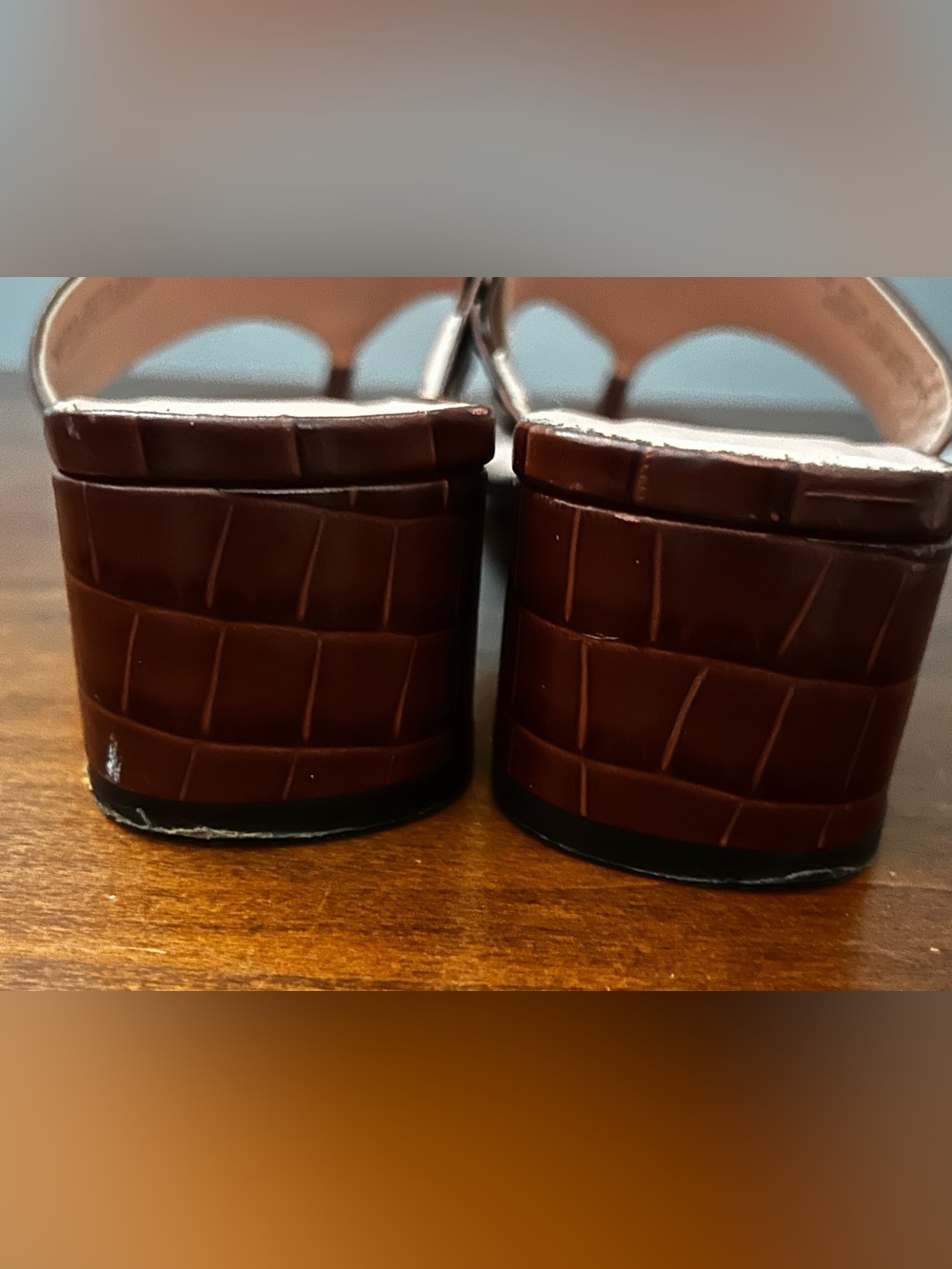 JCrew Brown Croc-Embossed Leather Thong Sandals block heel 10.5 - Picture 10 of 14